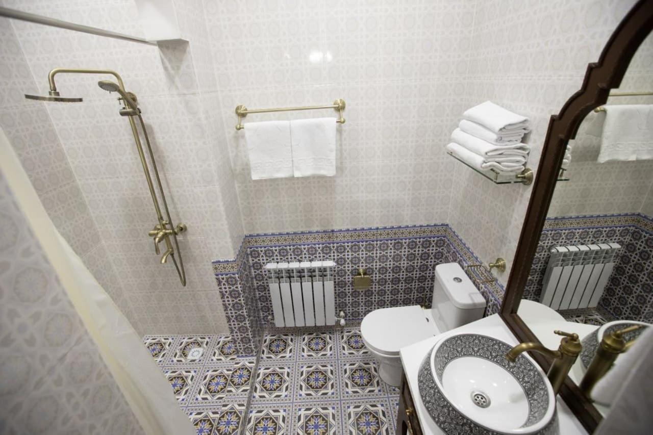 The Shahar Hotell Tasjkent Exteriör bild